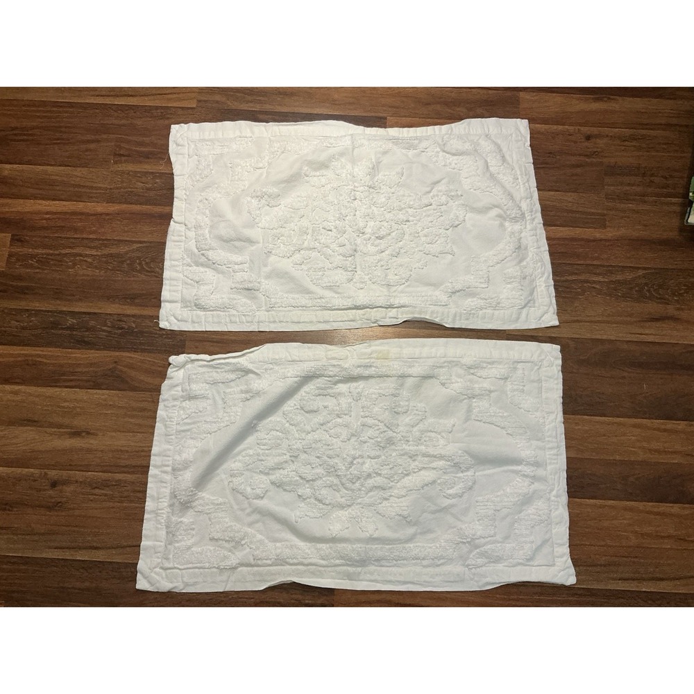 Pair Of KING Madison Park White Chenille Pattern Pillow Shams Shabby Chic **
